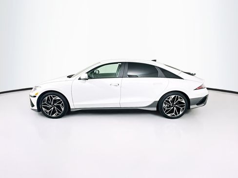 Used 2024 Hyundai Ioniq 6 SEL RWD image 4