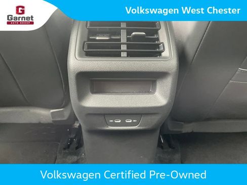 Certified 2025 Volkswagen Tiguan SE R-Line AWD/4WD image 38