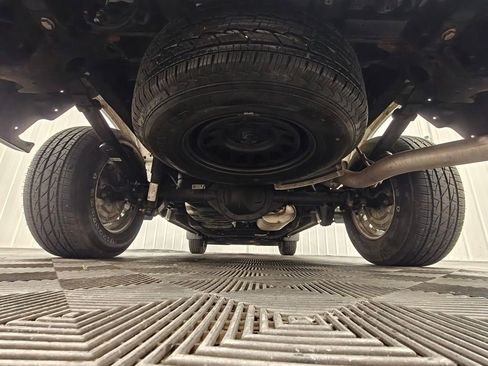 Used 2023 Chevrolet Silverado 1500 W/T RWD image 43