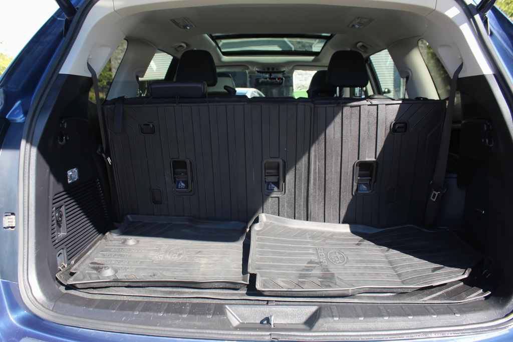 Used 2020 Subaru Ascent Limited w/ Technology Package AWD/4WD image 7