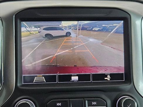Used 2020 Chevrolet Silverado 1500 RST AWD/4WD image 12