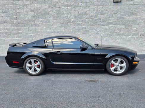 Used 2006 Ford Mustang GT Premium RWD image 7