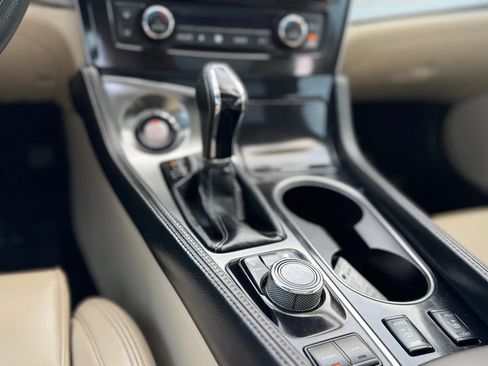 Used 2017 Nissan Maxima 3.5 SL image 23