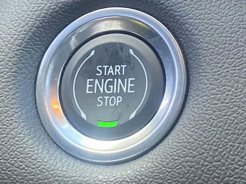 Used 2023 Chevrolet Colorado LT w/ LT Convenience Package image 17