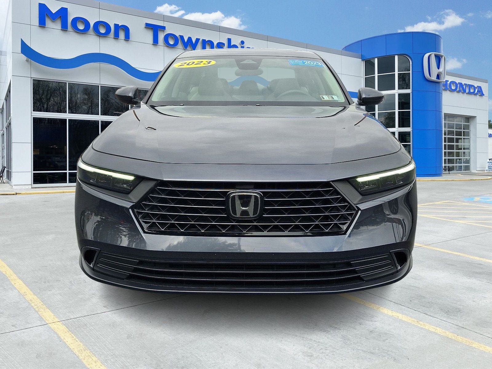 Certified 2023 Honda Accord EX image 2