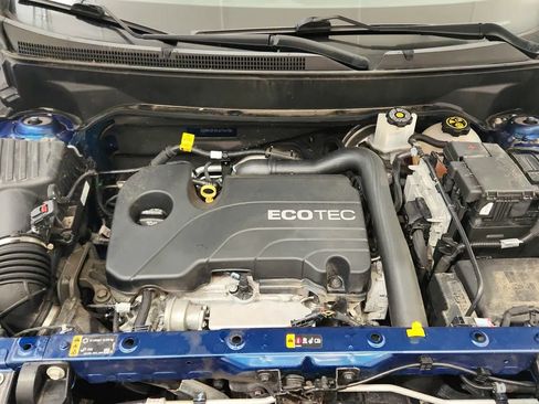 Used 2020 Chevrolet Equinox LT w/ Driver Convenience Package image 20