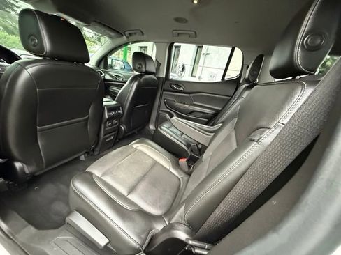 Used 2019 GMC Acadia SLT image 25