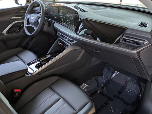 New 2025 Audi Q5 Premium Plus image 8