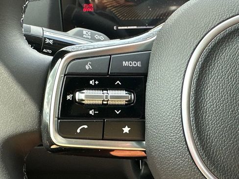 New 2026 Kia Carnival EX FWD image 27