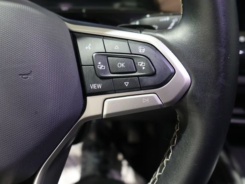 Used 2025 Volkswagen Atlas SE AWD/4WD image 37