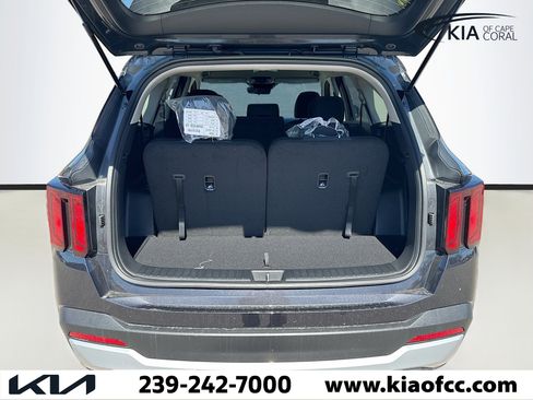 New 2026 Kia Sorento LX image 12