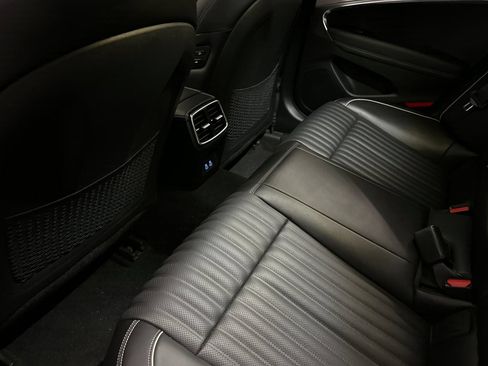 Used 2026 Genesis G70 2.5T Prestige AWD/4WD image 15