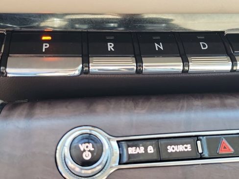 Certified 2021 Lincoln Aviator Reserve w/ Equipment Group 202A image 31