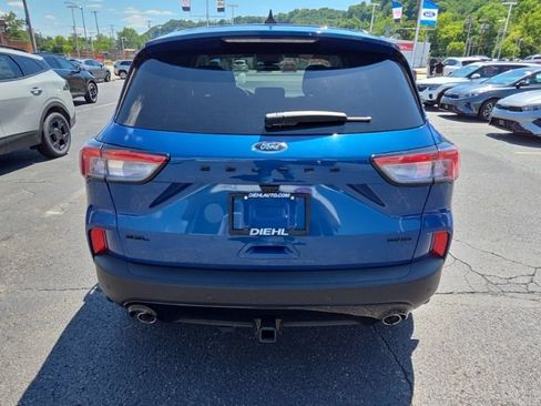 Used 2022 Ford Escape SEL w/ SEL Stealth AWD Package image 6