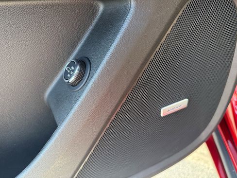 Used 2022 Chevrolet Traverse Premier image 18