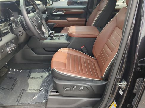 Used 2025 GMC Sierra 1500 Denali Ultimate AWD/4WD image 16