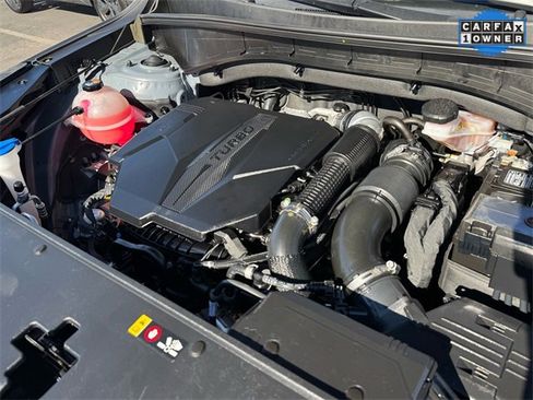 Used 2024 Kia Sorento EX w/ Panoramic Sunroof Package image 18