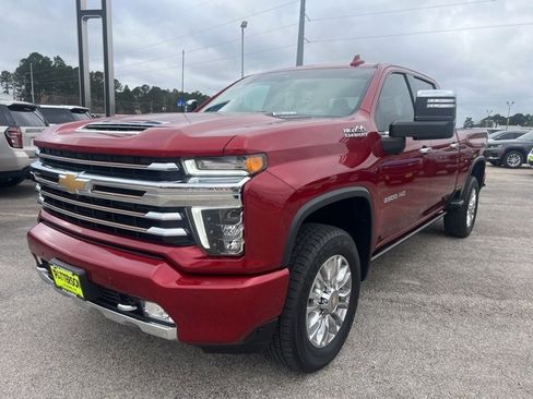 Used 2023 Chevrolet Silverado 2500 High Country image 4