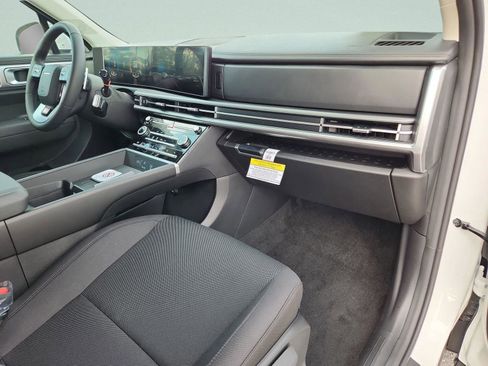 New 2026 Hyundai Santa Fe SE image 7