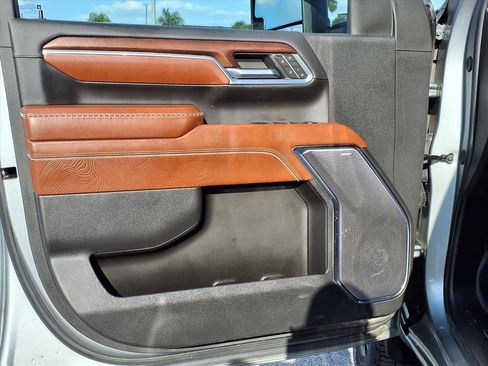 Used 2024 GMC Sierra 2500 Denali Ultimate image 26