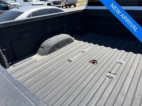 Used 2020 GMC Sierra 2500 SLE w/ Preferred Package AWD/4WD image 8