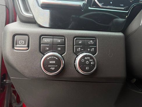 Used 2023 GMC Sierra 1500 SLT AWD/4WD image 26
