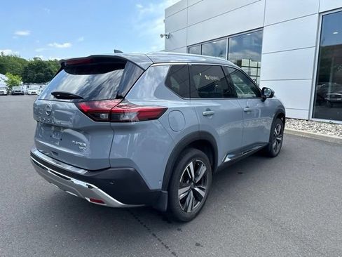 Used 2023 Nissan Rogue Platinum w/ Platinum Premium Package AWD/4WD image 3
