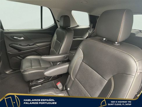 Certified 2021 Chevrolet Traverse Premier FWD image 26