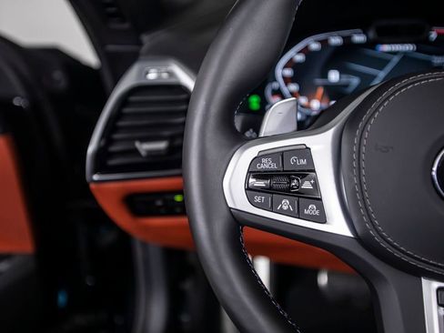 Used 2025 BMW M850i xDrive Convertible image 36