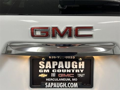 Certified 2024 GMC Terrain SLE image 30