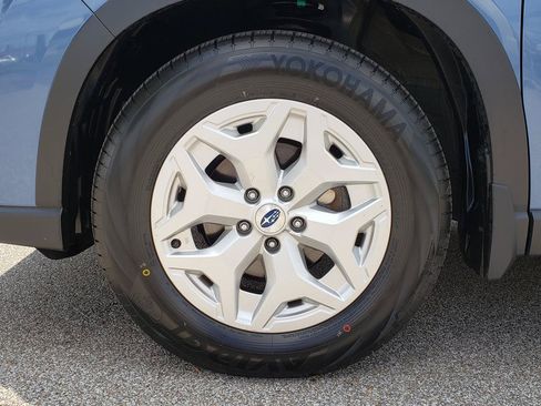 Used 2023 Subaru Forester AWD/4WD image 27