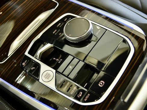 Used 2026 BMW X5 xDrive40i image 15