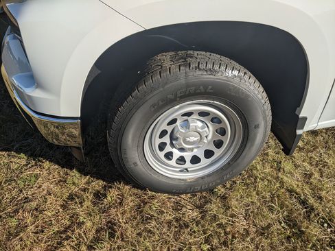 New 2026 Chevrolet Silverado 1500 W/T w/ WT Value Package image 11