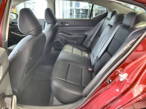 Used 2022 Nissan Altima 2.5 SL FWD image 23