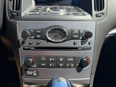 Used 2010 INFINITI G37 Journey w/ Premium Pkg RWD image 27