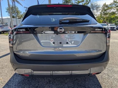 Used 2025 Nissan Kicks SV w/ SV Premium Package image 13