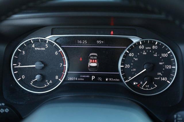 Certified 2025 Nissan Rogue SV FWD image 10