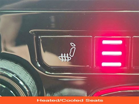 Used 2023 Jeep Grand Cherokee 4WD 4xe w/ Luxury Tech Group II image 20