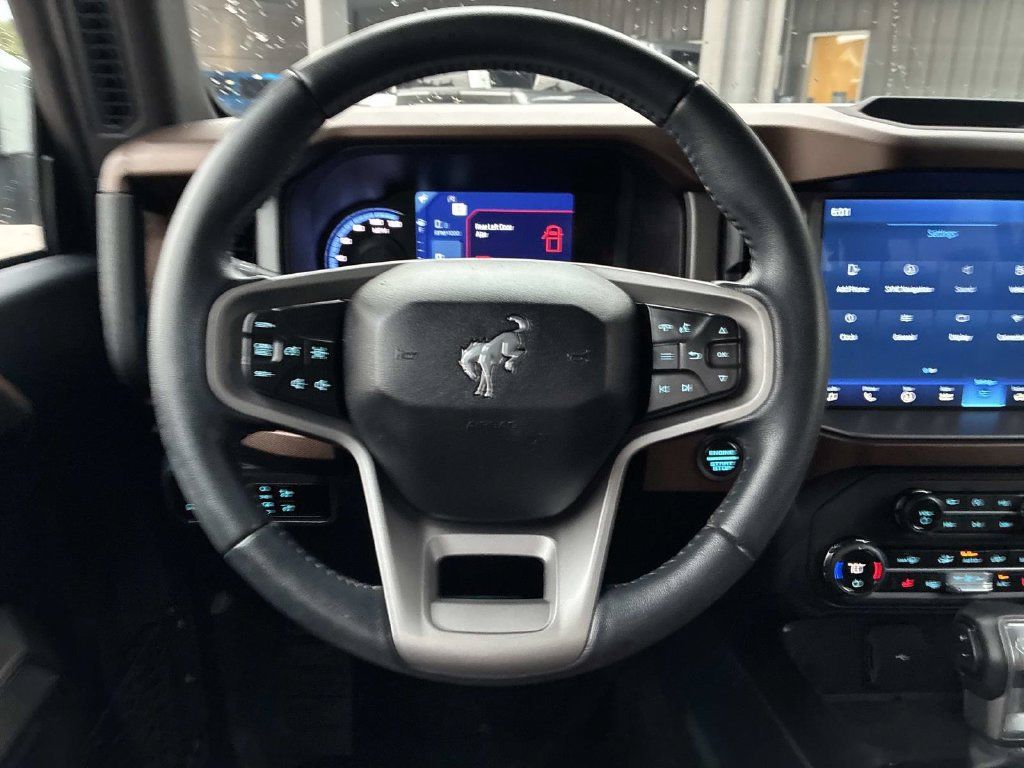 Used 2023 Ford Bronco Outer Banks AWD/4WD image 17