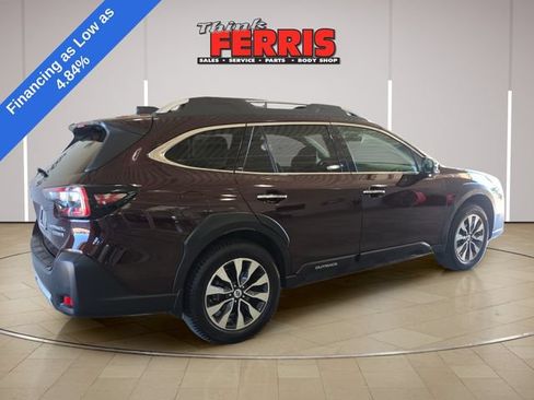 Used 2024 Subaru Outback Touring AWD/4WD image 5