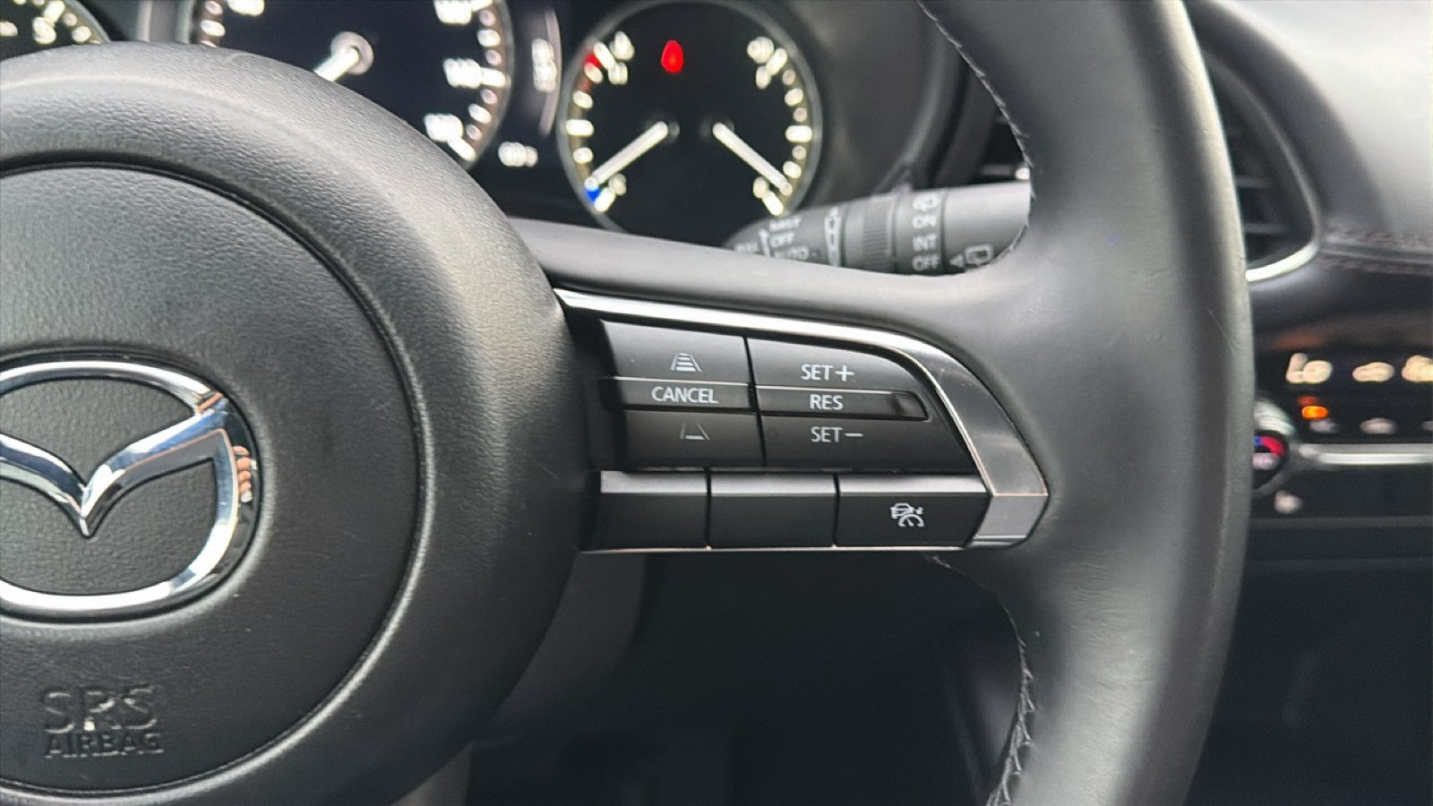 Used 2025 MAZDA MAZDA3 s FWD image 19