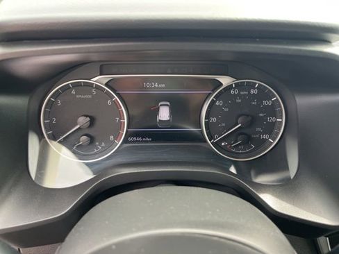 Used 2024 Nissan Rogue S image 10