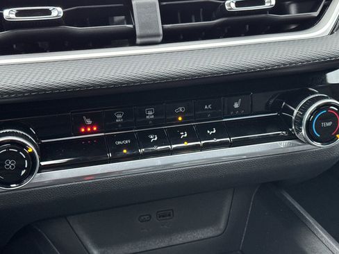 New 2026 Chevrolet Equinox LT image 20