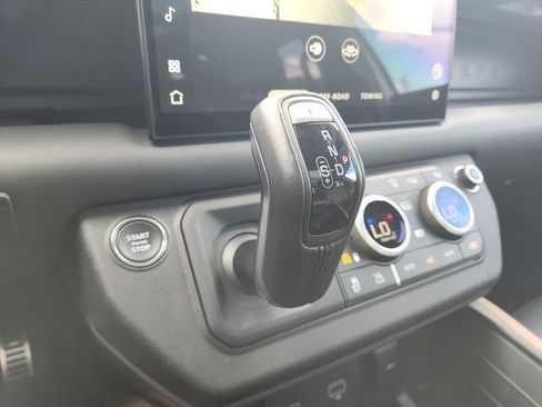 Used 2023 Land Rover Defender 110 X image 33