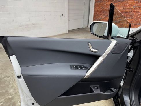 New 2026 BMW iX xDrive60 w/ Premium Package image 10