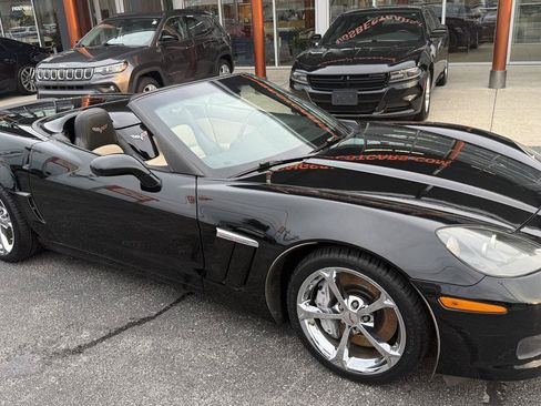 Used 2011 Chevrolet Corvette Grand Sport w/ Preferred Equipment Group RWD image 13