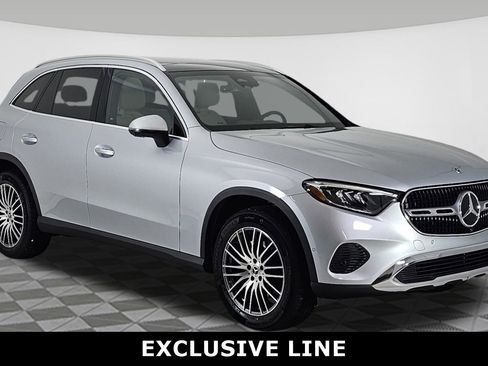 Certified 2025 Mercedes-Benz GLC 300 GLC 300 image 1