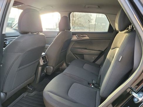 New 2026 Kia Sportage LX image 7
