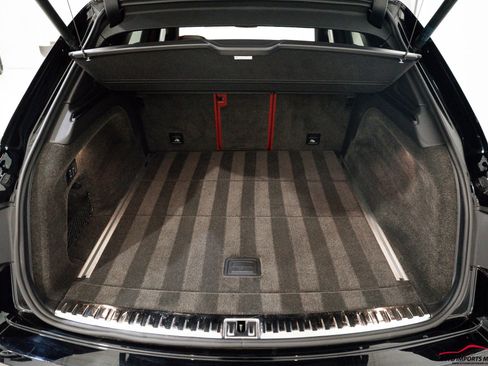 Used 2018 Bentley Bentayga image 63