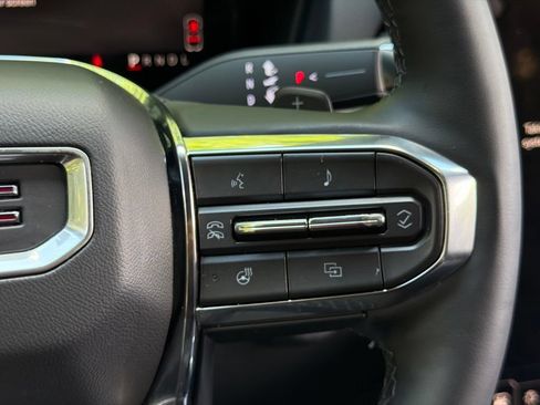 Used 2025 GMC Terrain Elevation FWD image 21